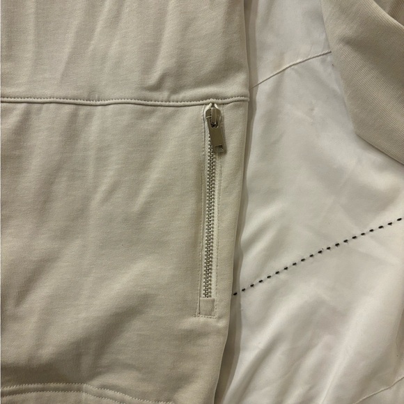 Men’s Nike long sleeve shirt - Picture 6 of 6